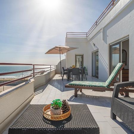 Costa Beach Apartment By The Portuguese Butler Costa da Caparica Dış mekan fotoğraf