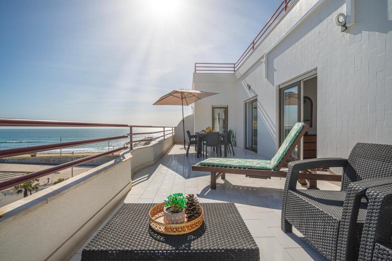 Costa Beach Apartment By The Portuguese Butler Costa da Caparica Dış mekan fotoğraf