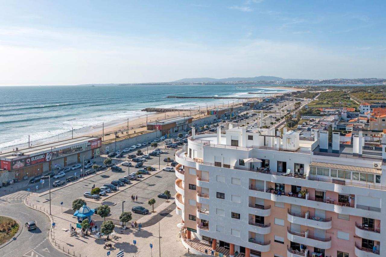 Costa Beach Apartment By The Portuguese Butler Costa da Caparica Dış mekan fotoğraf